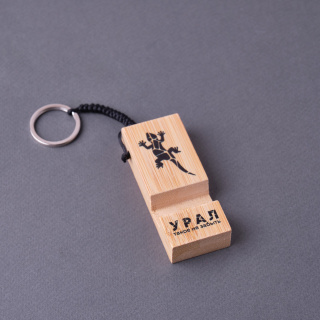 Брелок-подставка для телефона Урал