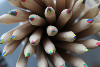 Многоцветный карандаш  Урал