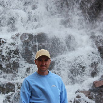 Свитшот Урал-горы, голубой, размер S